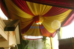 Tenda Dekorasi Nuansa Maroon-Gold Tenda Dekor Balon