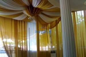 Tenda Dekorasi VIP Nuansa Putih Gold Tenda VIP