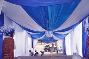 Tenda Dekorasi VIP Tirai Putih Biru Tenda Dekorasi VIP Tirai Putih Biru