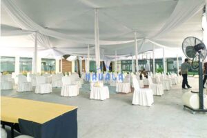 Tenda Semi Dekorasi Nuansa Putih Tenda Semi Dekorasi Nuansa Putih