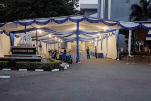 Tenda Semi Dekorasi Nuansa Putih-Biru + Tirai Tenda Semi Dekorasi Nuansa Putih-Biru + Tirai